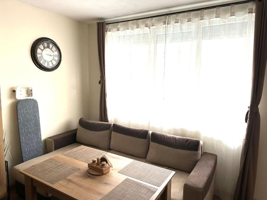 Green Park Apartment - Brand New Studio! Ruse Eksteriør bilde